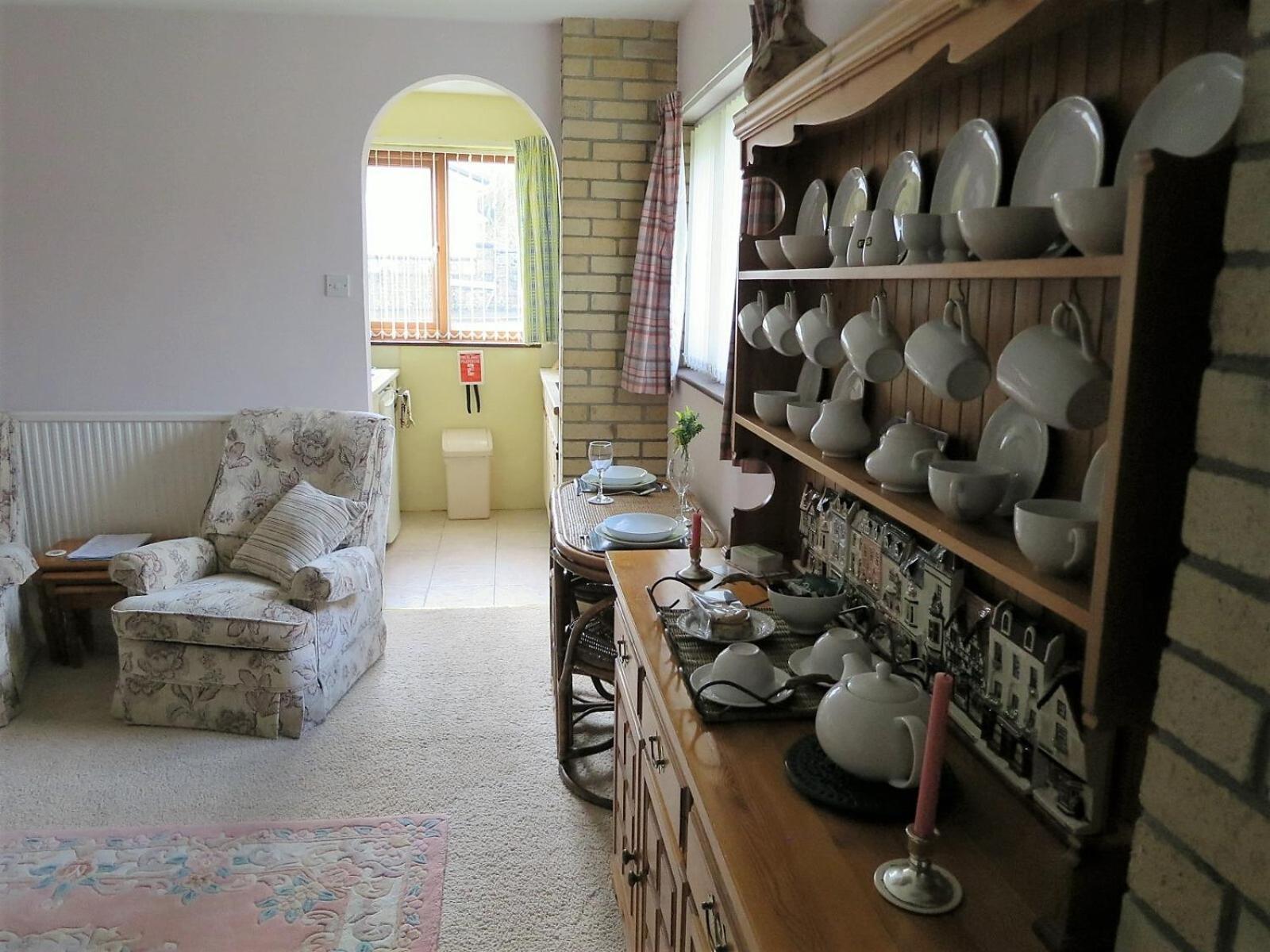 Cae Y Rhedyn Annexe Hotel Крикоуел Екстериор снимка